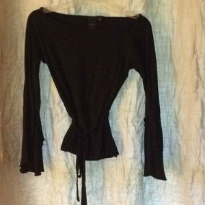 Black extra long sleeves Med belt at waist